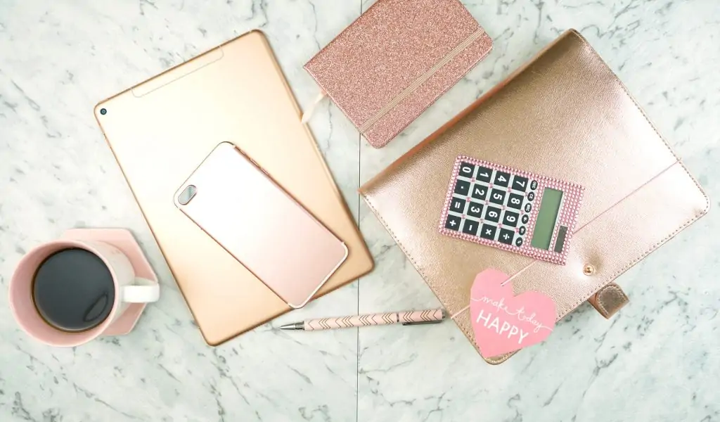 rose gold supplies and accessories featured image