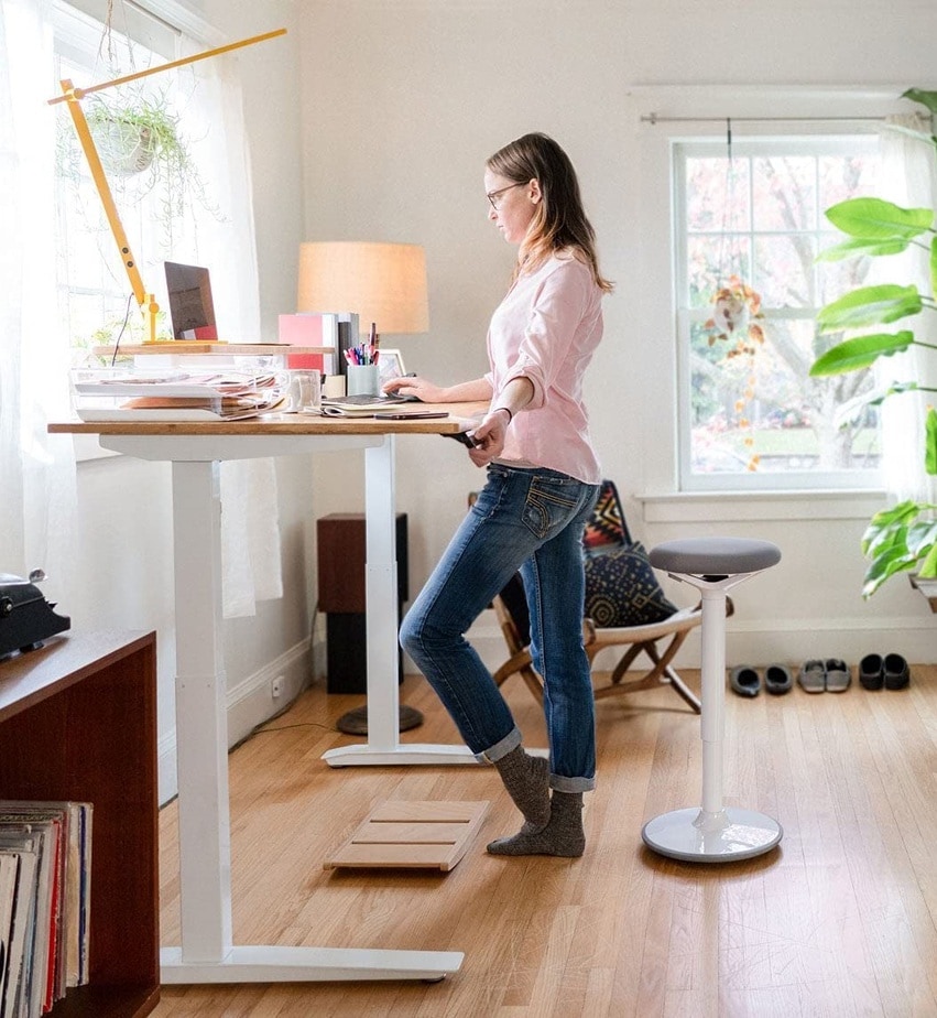 Fully Jarvis Bamboo Standing Desk Review [2022]+ Alternative